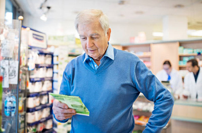 Symptoms of this yeast cause skin illness - rash