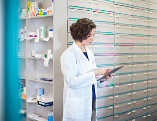 Whom the drug is contraindicated?