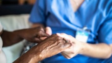 What is Parkinson&rsquo;s disease and how is it treated?